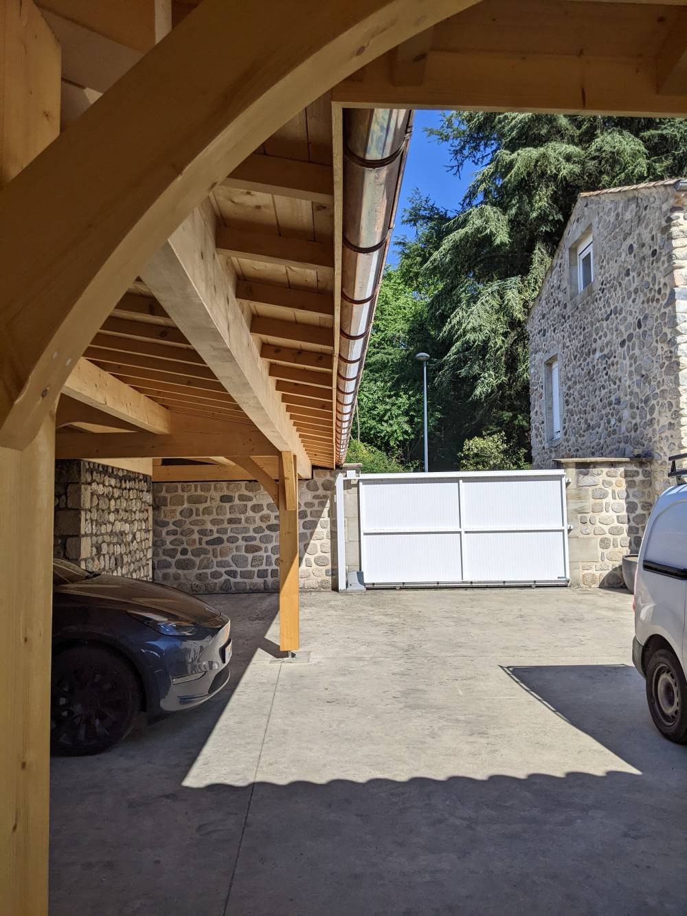 Charpente traditionnelle - couverture tuile - carport - abri voiture - coursive - saint fortunat sur eyrieux - 05
