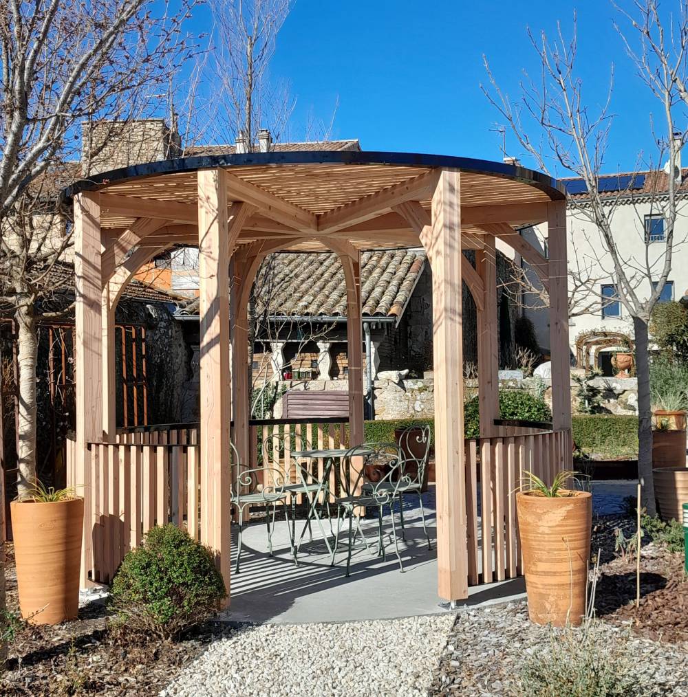 Pergola à La Voulte-sur-Rhône